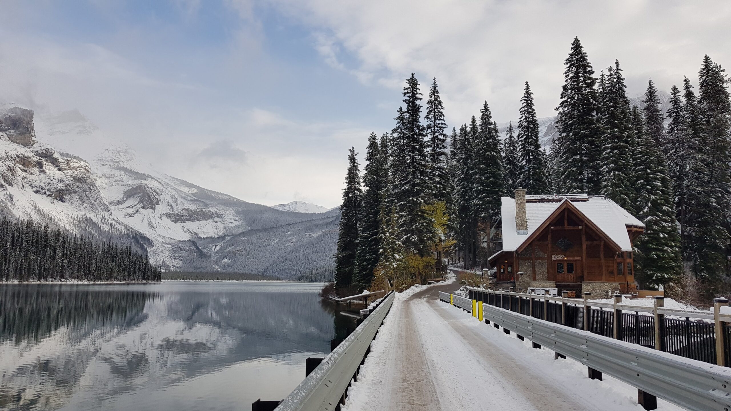 Softly Structured: How I Plan My Solo Trips with Calm and Confidence